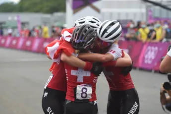 Zwitserse vrouwen glunderen na clean sweep: 'Hoop dat het geen droom was'