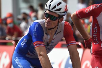 Arnaud Démare wint zware Parijs-Tours na fenomenale strijd tegen koplopers