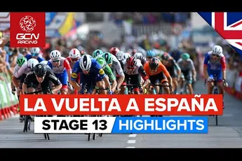 🎥 Samenvatting etappe 13 Vuelta a España: Jakobsen haakt af, DQS wint alsnog met Sénéchal!