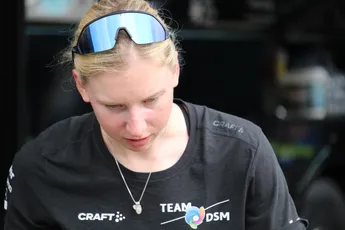 Wiebes reed ideale sprint, nummer twee Kopecky onder de indruk: 'Ze schoot weg als een komeet'