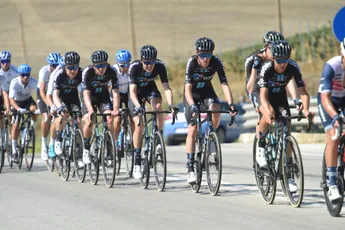 DSM-coach Winston weerlegt verhalen over strenge werkwijze: 'Kijk naar Degenkolb'