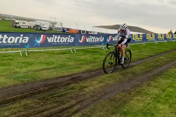 Veldrijden op TV 21 november 2021 | Dominante Brand en knalbattle bij de heren ook zondag live