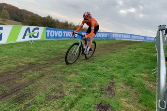 Bentveld en Vinke blij met zilver en brons na grote overmacht van onklopbare Backstedt