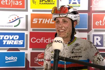 Brand ploetert door modder naar vijfde Wereldbekerzege: 'Had nog meer in de tank zitten'