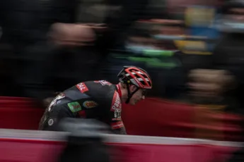 Vanthourenhout bekroont suprematie Pauwels Sauzen met winst in X2O Trofee Brussel