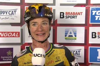 Winnares Vos blij met zege na intens spektakelstuk: 'Het was hard tegen hard'