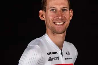 Mollema positief over transfer Tolhoek naar Trek-Segafredo: 'De vrijheid gaat hem goed doen'