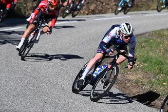 Quick Step heeft met Schmid mogelijk plan B achter Alaphilippe: 'Er kan zoveel gebeuren'
