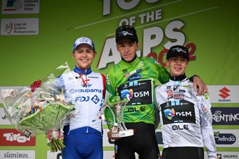 DSM domineert Tour of the Alps op slotdag: Pinot wint rit, Bardet en Arensman 1 en 3 in klassement