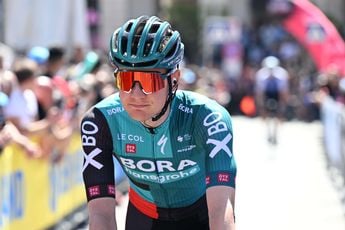 Kelderman zag Hindley Giro beslissen op laatste klim: 'Ben glimlachend naar boven gereden'