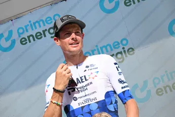 Fuglsang op weg terug na teelbalontsteking: 'Moet goed komen voor de Tour de France'