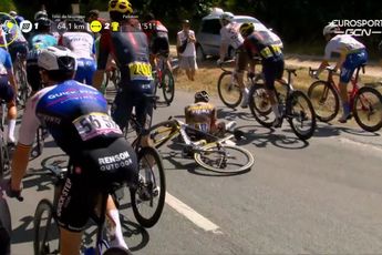 Jumbo-Visma verliest na Roglic ook Kruijswijk na harde val in Tour de France