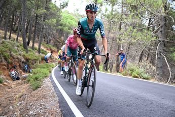 Hindley (vierde) verbetert in Vuelta: 'Hopelijk kan ik het nog eens proberen'