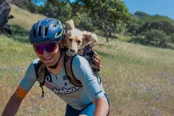 IDL Retro | Alexey Vermeulen, van nieuwe ronderenner Jumbo tot gravelspecialist met zijn hond op zijn rug