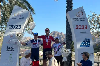 Biermans en Warlop stunten voor nieuwe teams in Muscat Classic: 'Deze ploeg gelooft vol in mij'