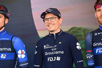 Groupama-FDJ dendert bijna on-Frans naar vierde plek in TTT: 'Küng, Scotson en Démare waren de motoren'