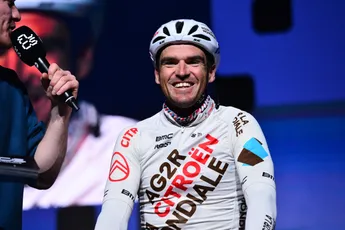 Van Avermaet luistert afscheidsjaar op met winst in Boucles de l’Aulne; eerste zege sinds vier jaar