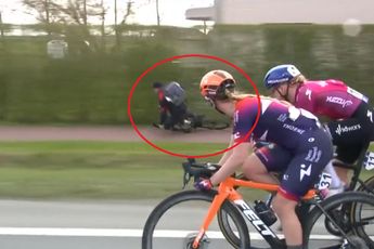 🎥 Meefietsende fan (zonder helm) hard onderuit in Brugge-De Panne voor vrouwen