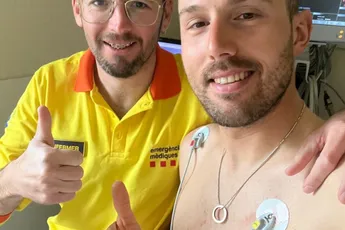 Colbrelli maakt jaar na hartstilstand de balans op: 'Hij is mijn redder in nood'