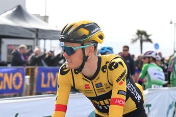 Van Baarle deelt medische update na Roubaix-val: 'Trainingskamp zou geen probleem moeten zijn'