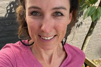 Wieleranaliste Marijn de Vries kreeg te maken met grensoverschrijdend gedrag bij De Avondetappe