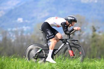 Vingegaard krijgt in Dauphiné-tijdrit klop van landgenoot Bjerg, maar wint wel tijd op concurrenten