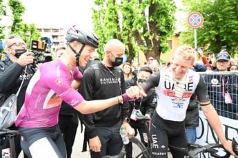 Favorieten etappe 14 Giro d'Italia 2023 | Rappe mannen moeten zichzelf Simplonpass over hijsen