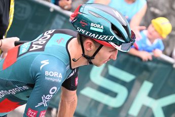 Gevallen Hindley moet Rodriguez nu één seconde voorlaten in strijd om podium: 'Hele dag met pijn gereden'