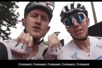 🎥 Hahaha! Tadej Pogacar leert zijn ploegmakker Mikkel Bjerg een woordje Frans: 'Het is croissant!'