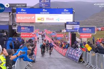 Stephen Williams klopt Champoussin na zware sprint bergop in Arctic Race of Norway