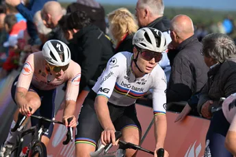 Lotte Kopecky zet klimmende concurrentes voor schut en slaat dubbelslag op Jebel Hafeet in UAE Tour