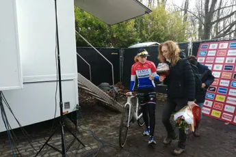 Pieterse ziet 'alle puzzelstukjes op zijn plek vallen' in Gavere en grapt: 'Denk dat de biertjes het verschil maakten'