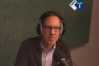 Gio Lippens stopt na 35 jaar als wielerverslaggever bij NOS: 'Mooi moment om stokje door te geven'