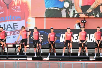 CEO INEOS Grenadiers wil dat Pidcock en co ' zo dicht mogelijk bij het Tourpodium proberen komen'