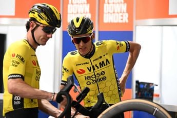 Na een bizar lang voorjaar zit broer Mick vol trots op de bank voor Tim van Dijke in de Giro: 'Wilden dit vroeger al'