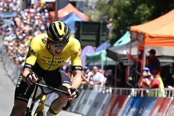 'Het was de eerste keer dat ik met Wout van Aert koerste en het is echt ongelooflijk hoe sterk hij is'