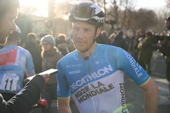 Bennett ziet zichzelf opnieuw op topniveau komen bij Decathlon AG2R: 'Ben opnieuw verliefd op de koers'