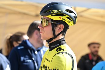 In 2 dagen kruis over Giro-luitenanten Van Aert en Kelderman: Uijtdebroeks hoopt op 'oplossingen' na crashes