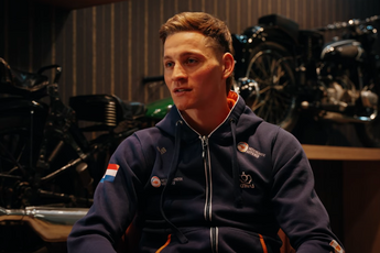 Van der Poel raast in exclusief UCI-interview door wielercarrière: 'Mijn eerste wereldtitel was precies in een ander leven'