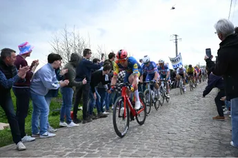 Met Alpecin-aanwinst én minder pech moet Pedersen Van der Poel verslaan: 'Ik zeg niet dat hij gewonnen had, maar...'