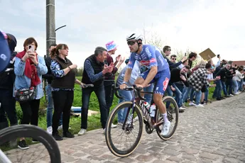 Gianni Vermeersch kroont zich tot Belgisch kampioen gravel: Soete en Joseph mee op podium, Toon Aerts vierde