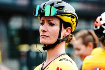 Teleurgestelde Vos verdwijnt direct achter de coulissen na 4e plek in Parijs-Roubaix: 'Vloeken doet ze niet'