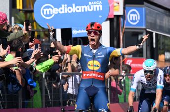 LIVE etappe 5 Giro d'Italia 2024 | Startinterviews worden afgenomen, coureurs maken zich klaar!