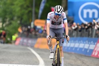 Ongekend groot verlies voor Visma | Lease a Bike: Uijtdebroeks moet Giro noodgedwongen verlaten