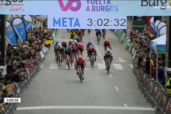 Pure wielertragiek in Burgos! Noorse aanvalster laat gegrepen, nare val Balsamo, Lotte Henttala wint
