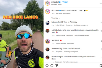 Op zoek naar de hymne! Dortmund-fan en onlangs gestopte Rick Zabel fietst (!) naar Wembley voor finale