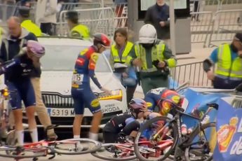 UCI smeert Brand drie minuten aan na tussenstop bij zwaar gevallen Balsamo: 'Volgde gewoon mijn menselijk instinct'