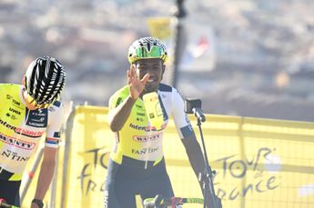 Biniam Girmay zorgt voor daverende verrassing! Etappezege voor Intermarché na chaotische sprint in Turijn