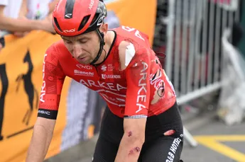 Capiot heeft nog altijd geen excuses van Van Gils gekregen na Tour-crash: 'Typeert Van Gils zoals ik die ken'