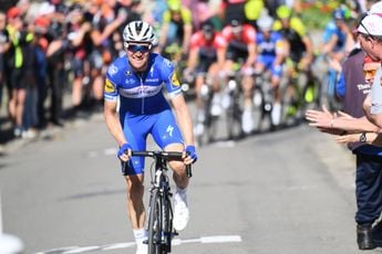 Schachmann beseft dat hij geen Van Aert of Pogacar is en wil bij Quick-Step en Lefevere meer specificeren